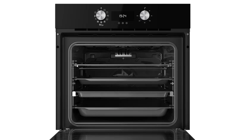 Horno multifunción AirFry con 9 funciones de cocinado y sistema HydroClean Teka HLB 8416