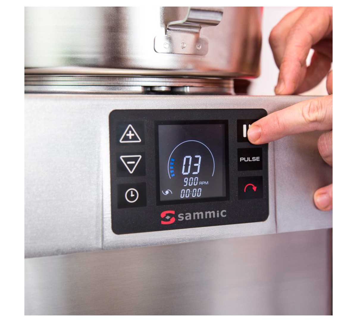 Cutter emulsionador Sammic KE-5V de sobremesa, compacto y potente. Ideal para picar, triturar y emulsionar alimentos en cocinas profesionales, restaurantes y caterings, garantizando texturas finas y homogéneas.